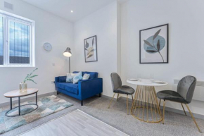 Contemporary Budget 1 Bed Flat in Dudley